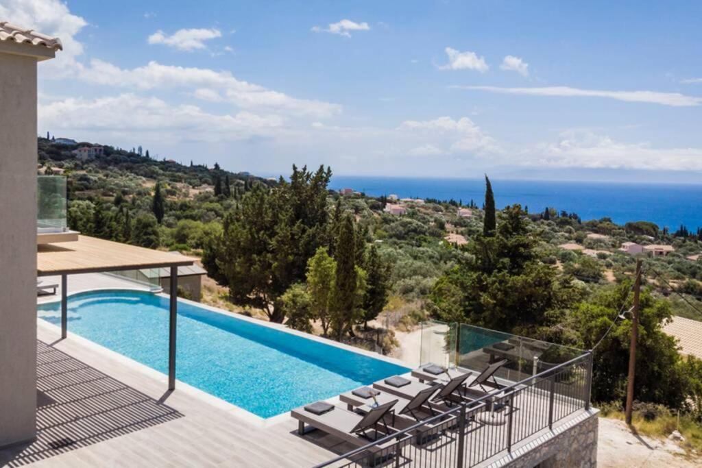 Mousata Color Villas-New Villa Green At Trapezaki With Private Pool מראה חיצוני תמונה